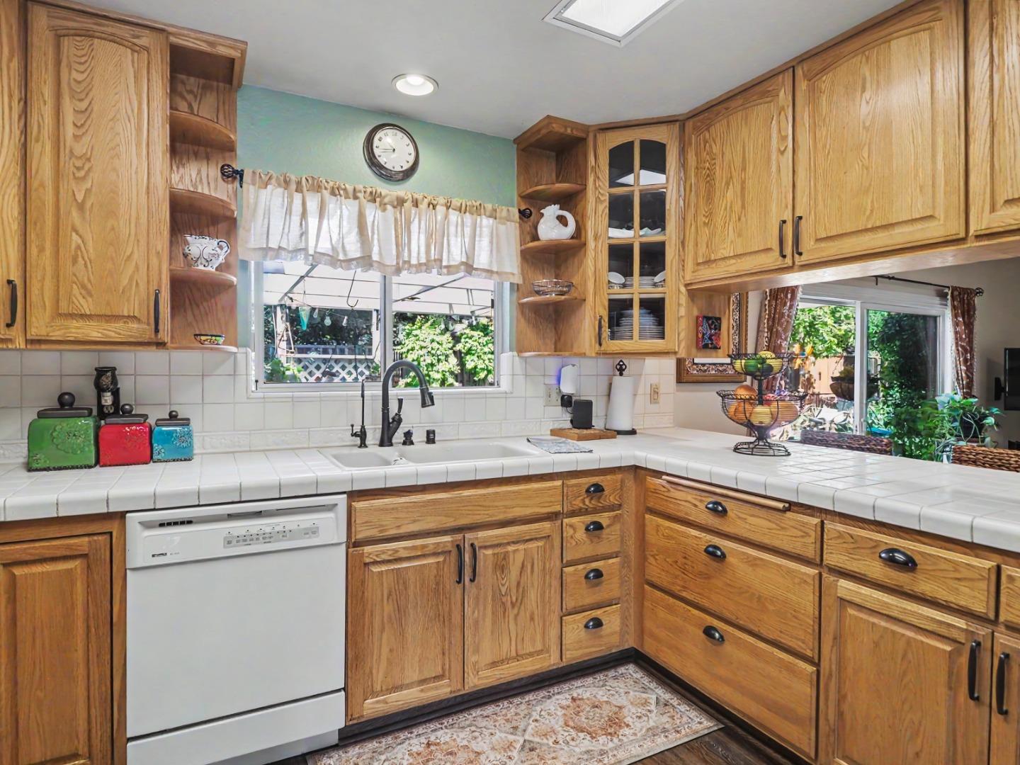 Detail Gallery Image 15 of 59 For 7669 Santa Inez Ct, Gilroy,  CA 95020 - 4 Beds | 2 Baths