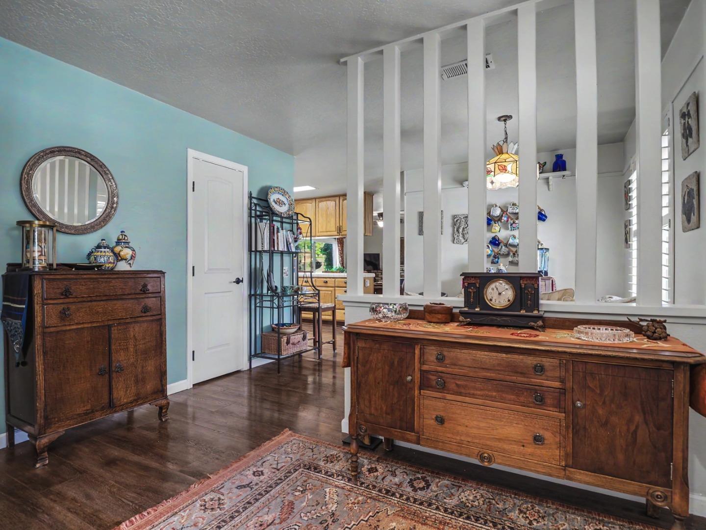 Detail Gallery Image 5 of 59 For 7669 Santa Inez Ct, Gilroy,  CA 95020 - 4 Beds | 2 Baths