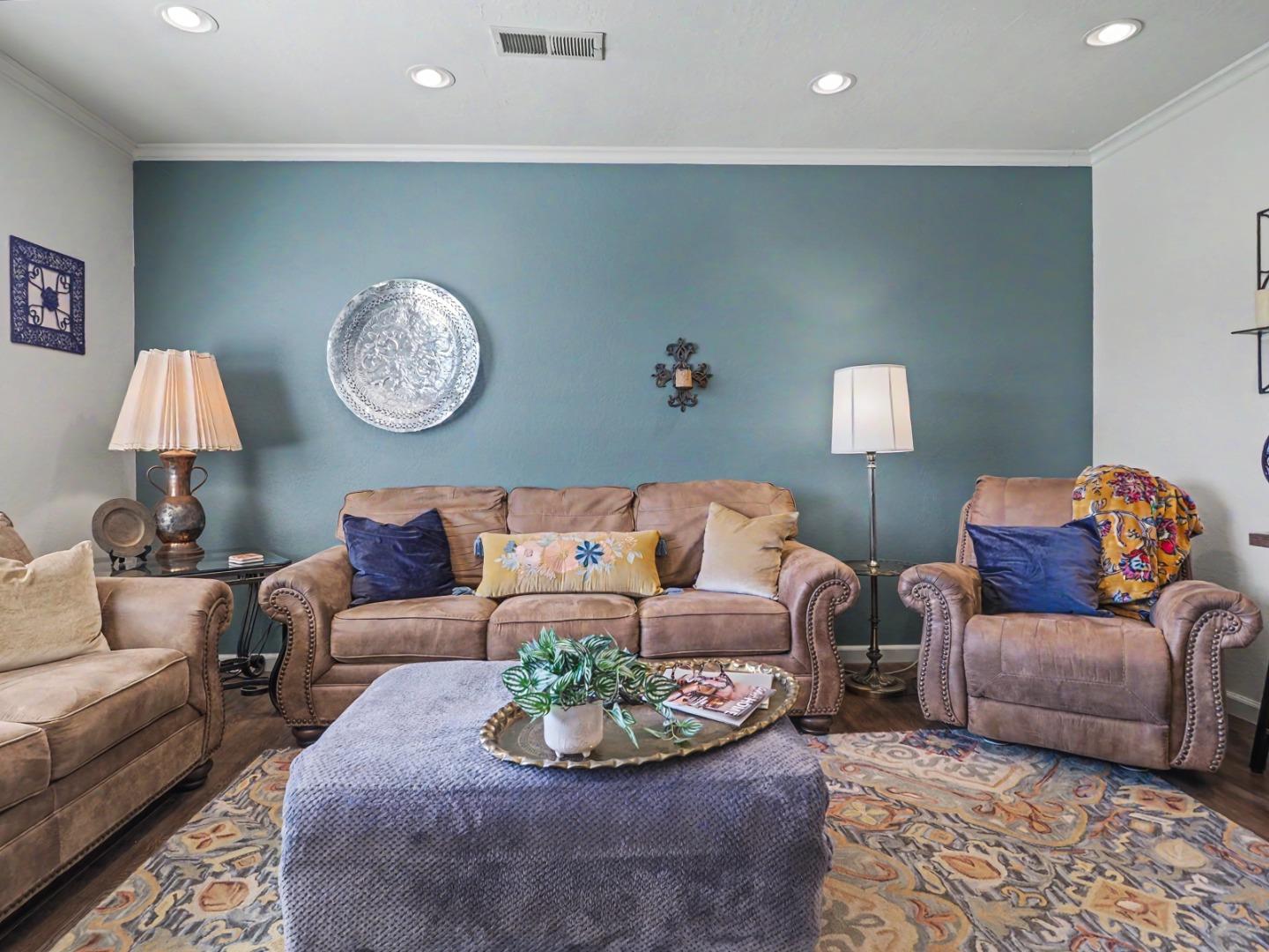 Detail Gallery Image 7 of 59 For 7669 Santa Inez Ct, Gilroy,  CA 95020 - 4 Beds | 2 Baths