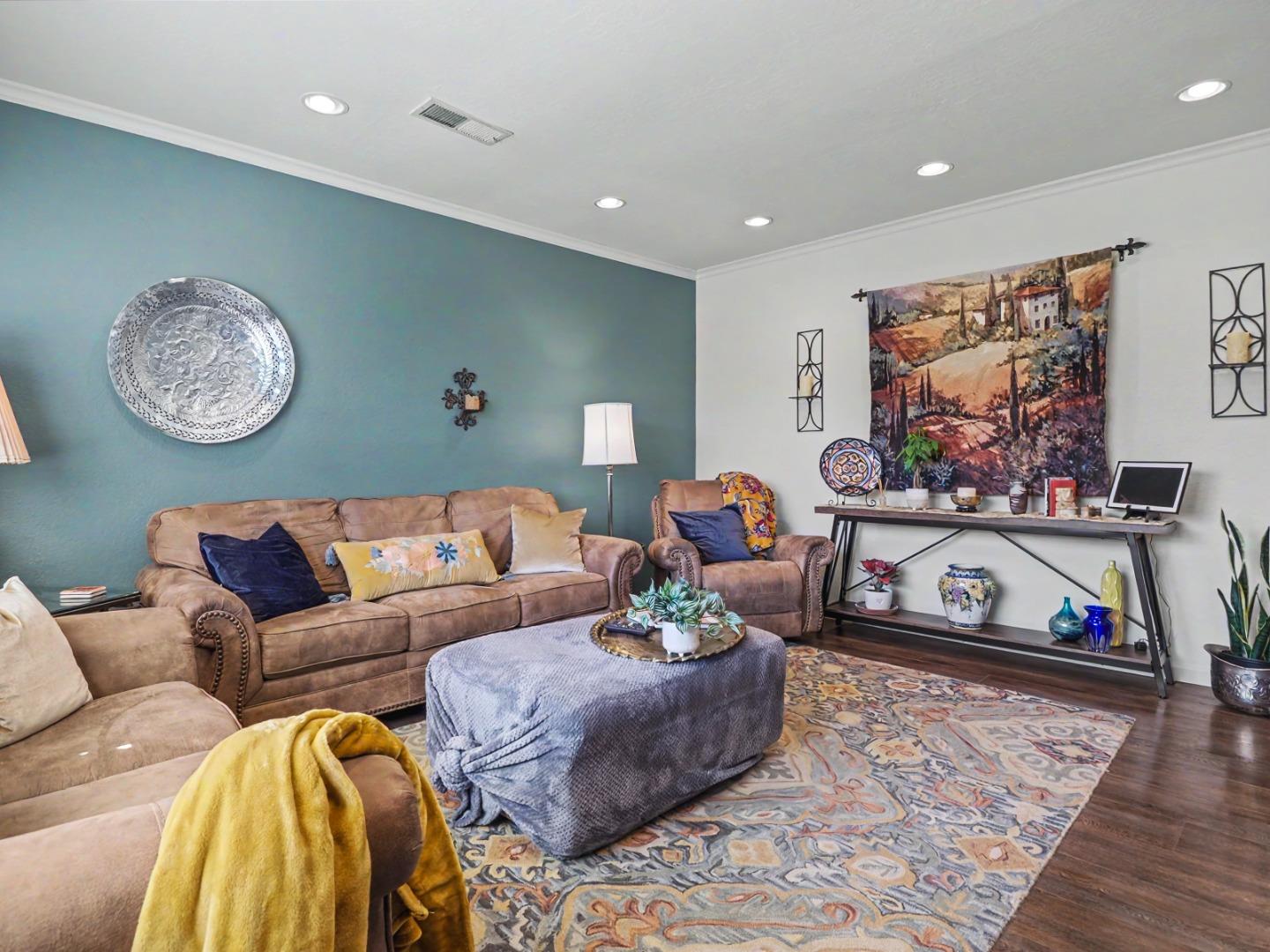 Detail Gallery Image 8 of 59 For 7669 Santa Inez Ct, Gilroy,  CA 95020 - 4 Beds | 2 Baths