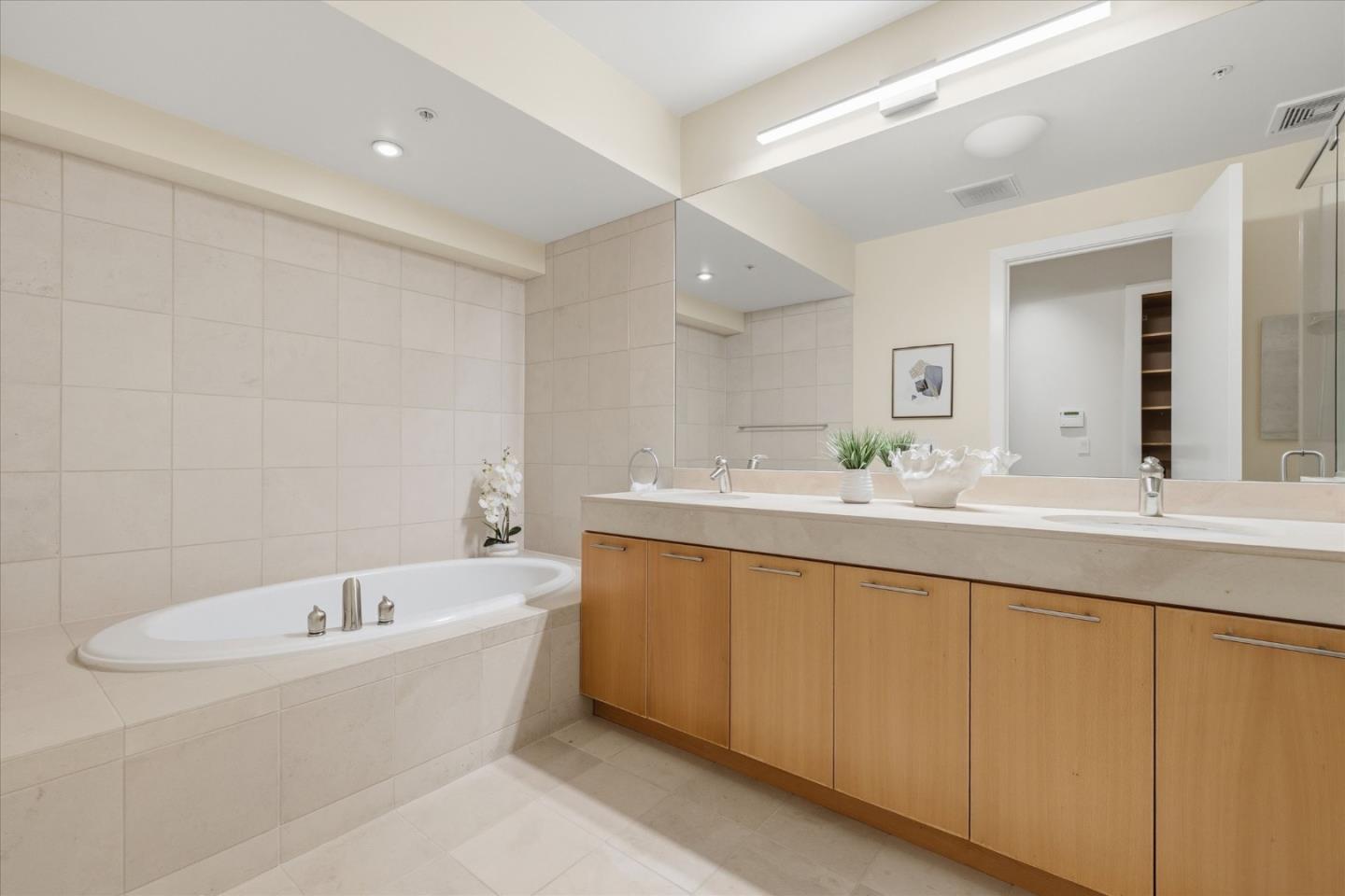 Photo #19: ML82043593 Listing: Photo #19