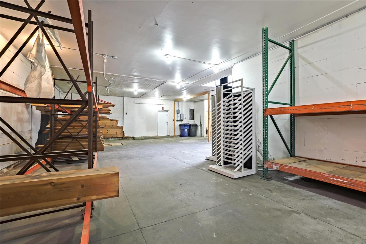 Detail Gallery Image 10 of 12 For 14 E Lake Ave, Watsonville,  CA 95076 - – Beds | – Baths