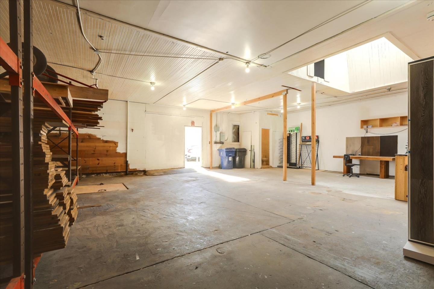 Detail Gallery Image 9 of 12 For 14 E Lake Ave, Watsonville,  CA 95076 - – Beds | – Baths