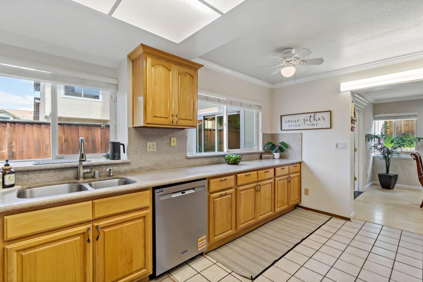 Detail Gallery Image 23 of 50 For 3389 Brook Leaf Ct, San Jose,  CA 95132 - 3 Beds | 2/1 Baths