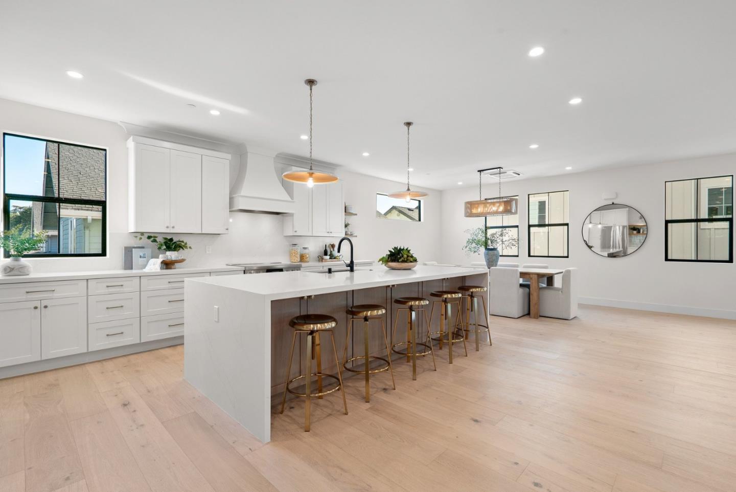 Detail Gallery Image 14 of 61 For 56 Sunnyside Ave, Campbell,  CA 95008 - 4 Beds | 3/1 Baths