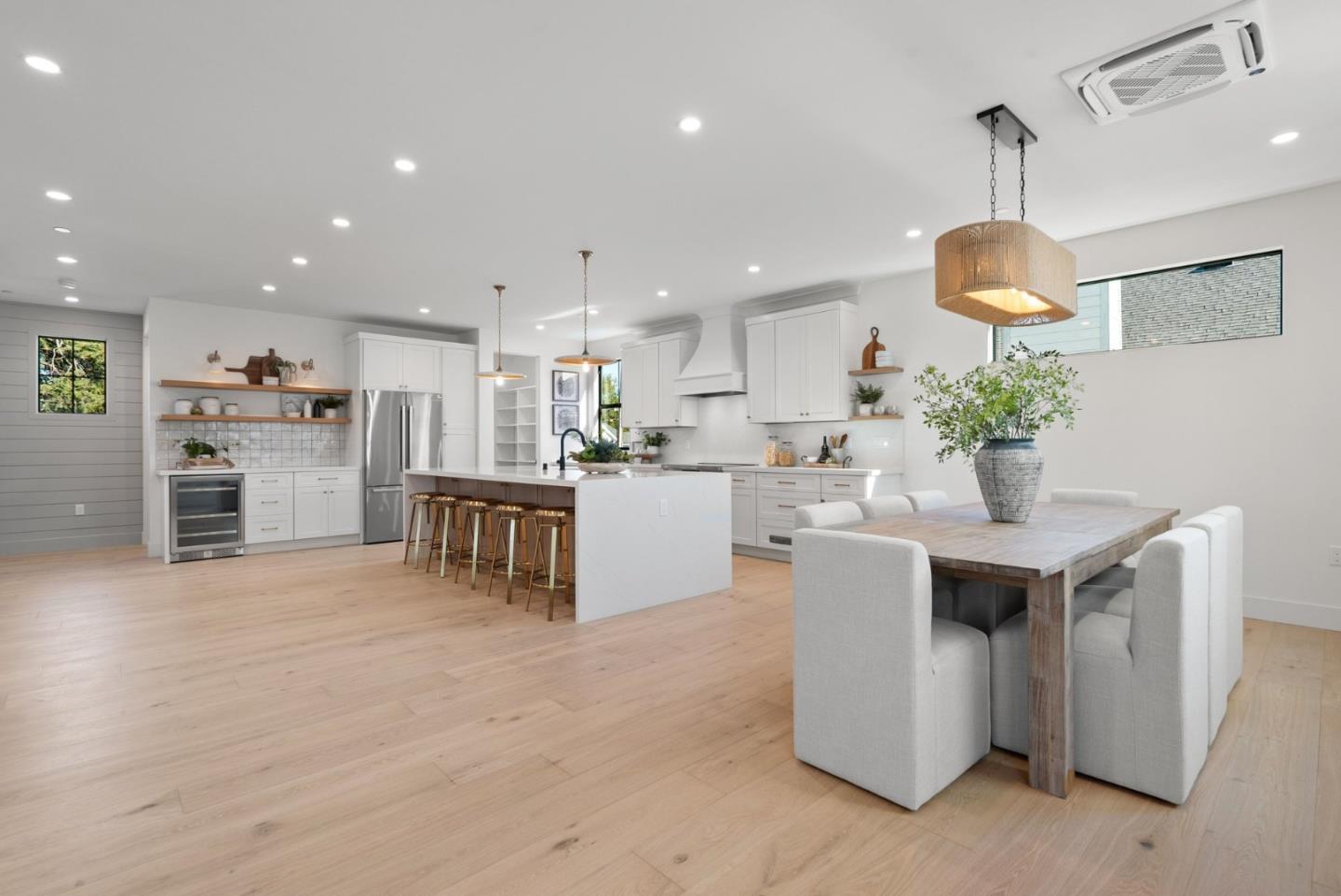 Detail Gallery Image 17 of 61 For 56 Sunnyside Ave, Campbell,  CA 95008 - 4 Beds | 3/1 Baths