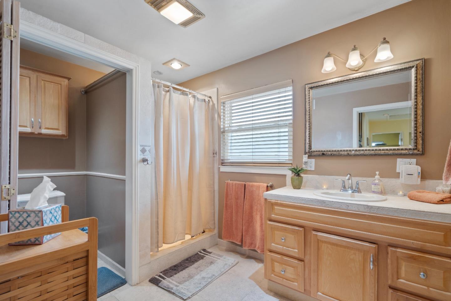 Detail Gallery Image 22 of 58 For 1325 Kimball Ave, Seaside,  CA 93955 - 4 Beds | 2/1 Baths