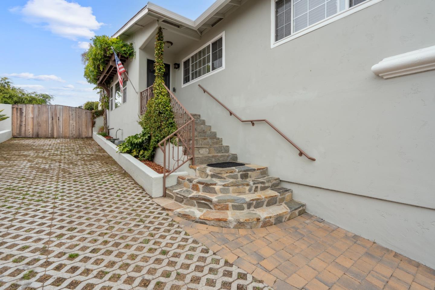 Detail Gallery Image 49 of 58 For 1325 Kimball Ave, Seaside,  CA 93955 - 4 Beds | 2/1 Baths