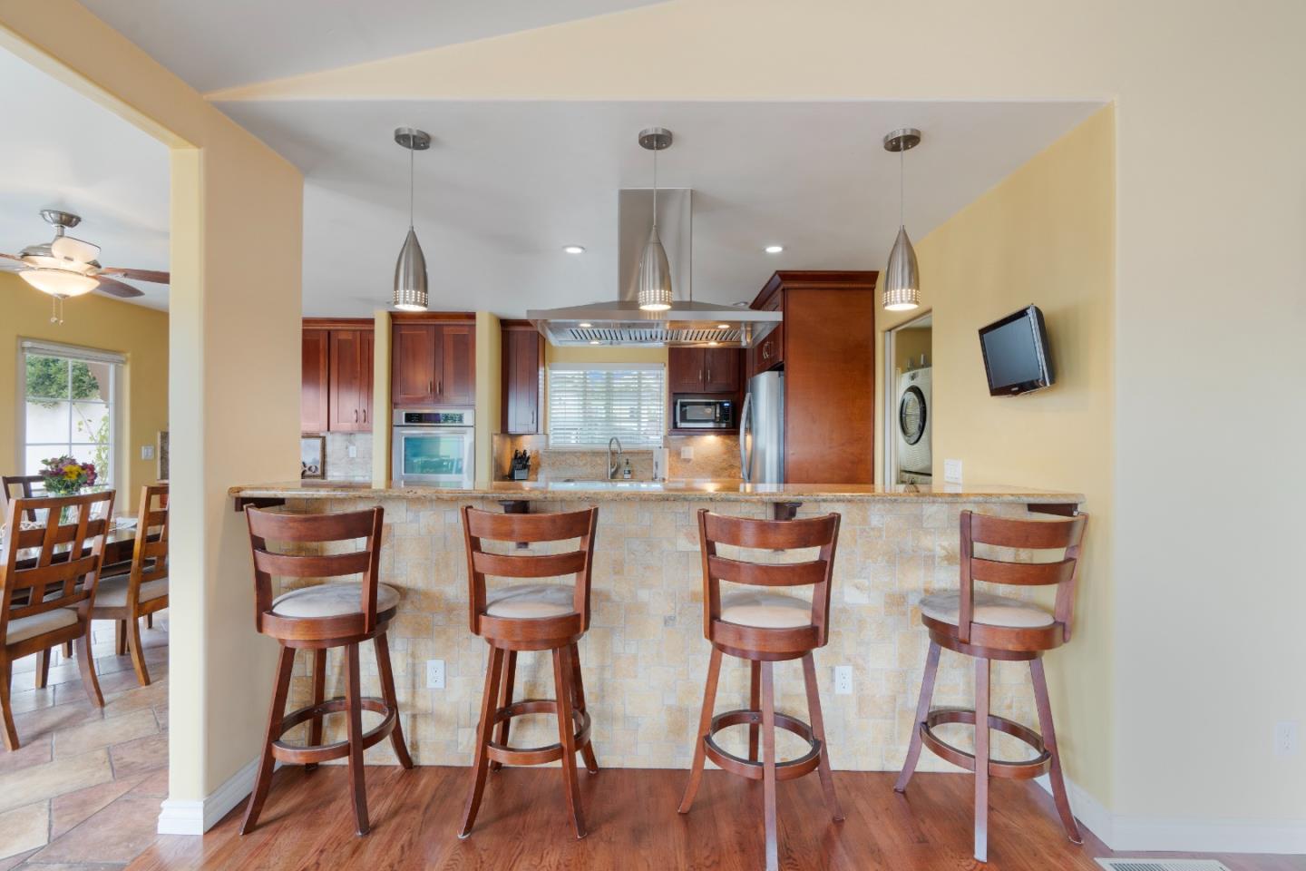 Detail Gallery Image 6 of 58 For 1325 Kimball Ave, Seaside,  CA 93955 - 4 Beds | 2/1 Baths