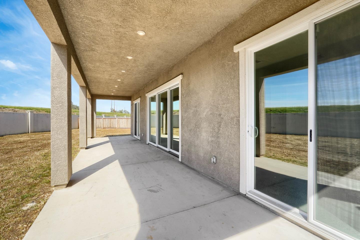 1549 Base Court, Dixon, CA, 95620