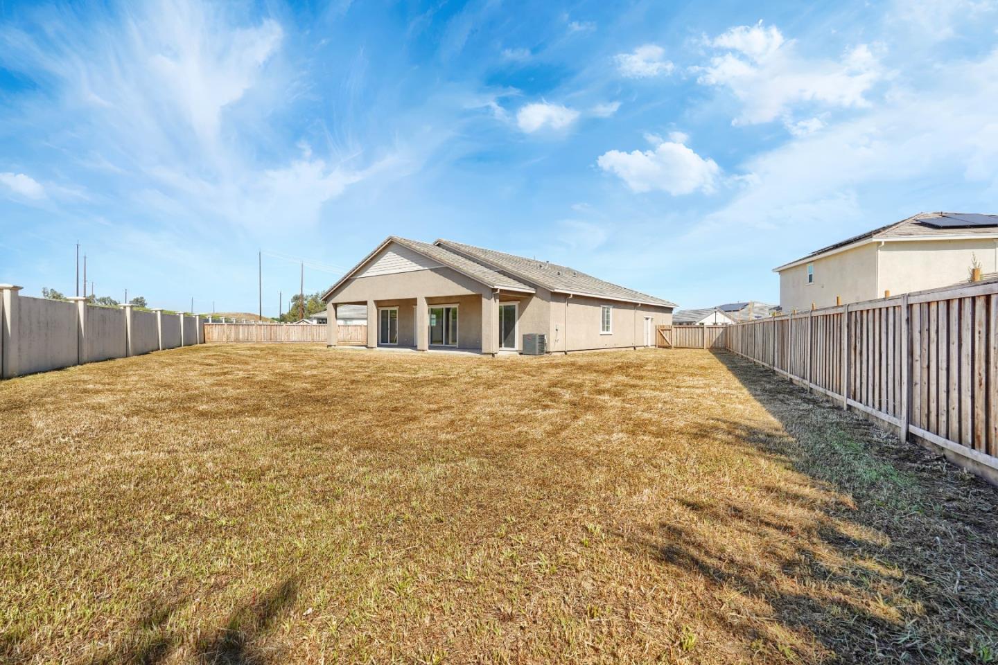 1549 Base Court, Dixon, CA, 95620