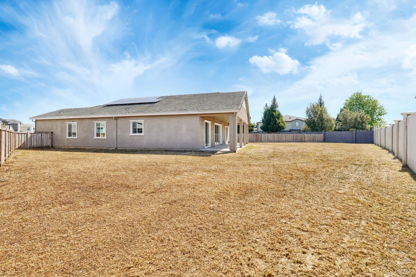 1549 Base Court, Dixon, CA, 95620