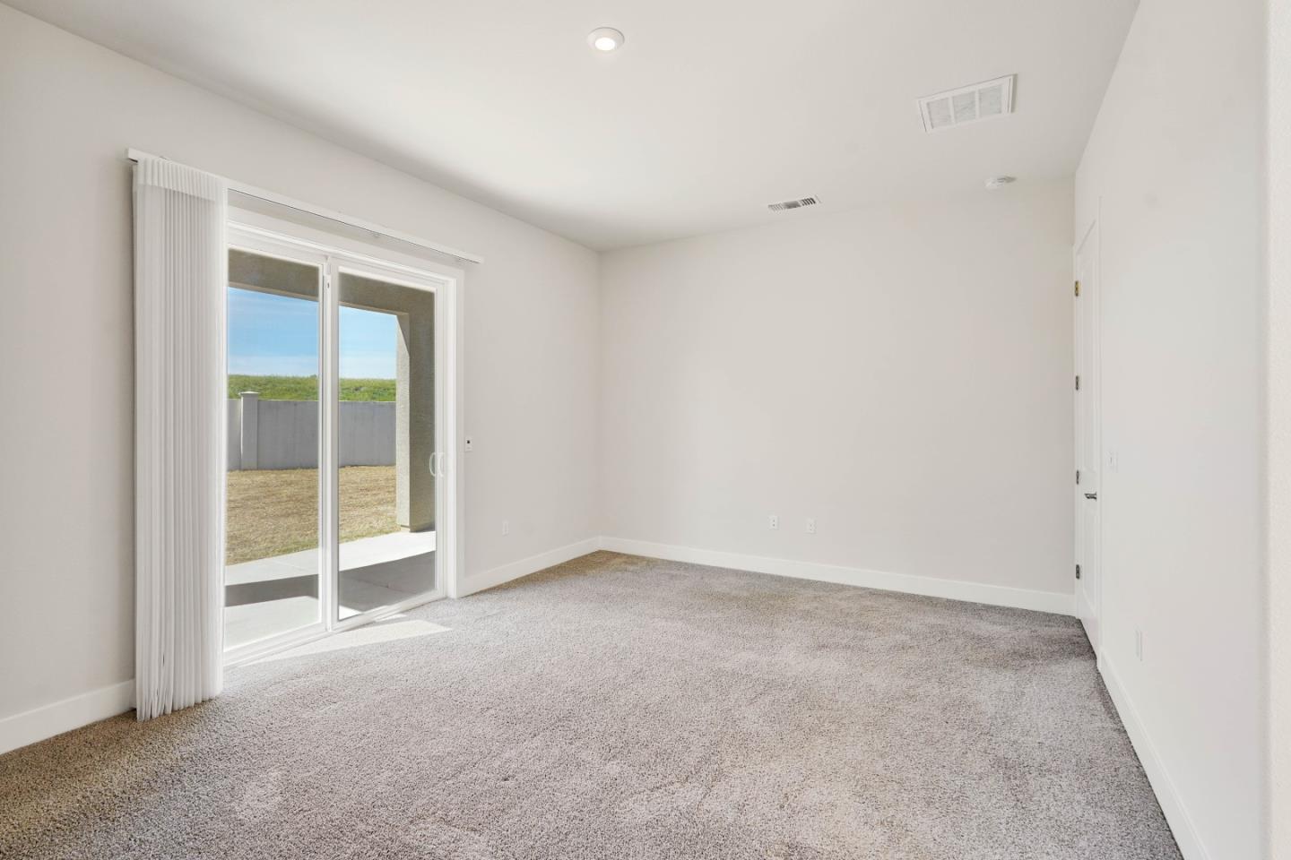 1549 Base Court, Dixon, CA, 95620