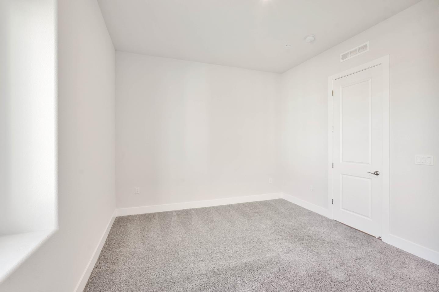 1549 Base Court, Dixon, CA, 95620