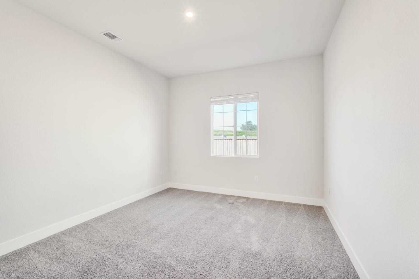 1549 Base Court, Dixon, CA, 95620