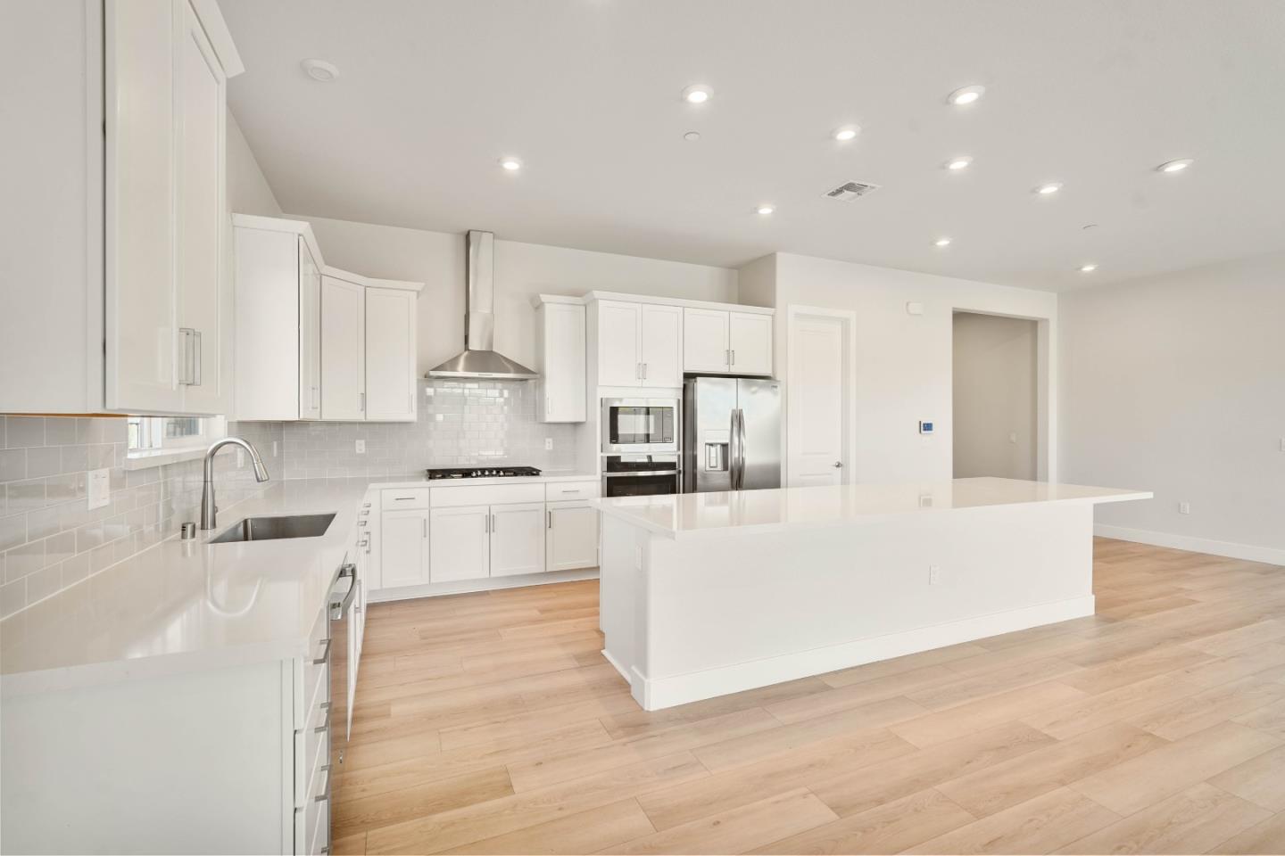 1549 Base Court, Dixon, CA, 95620