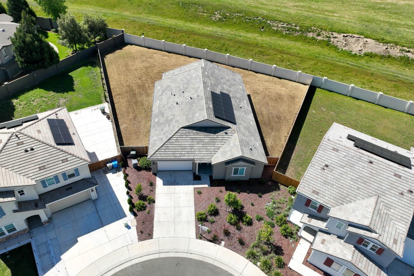 1549 Base Court, Dixon, CA, 95620