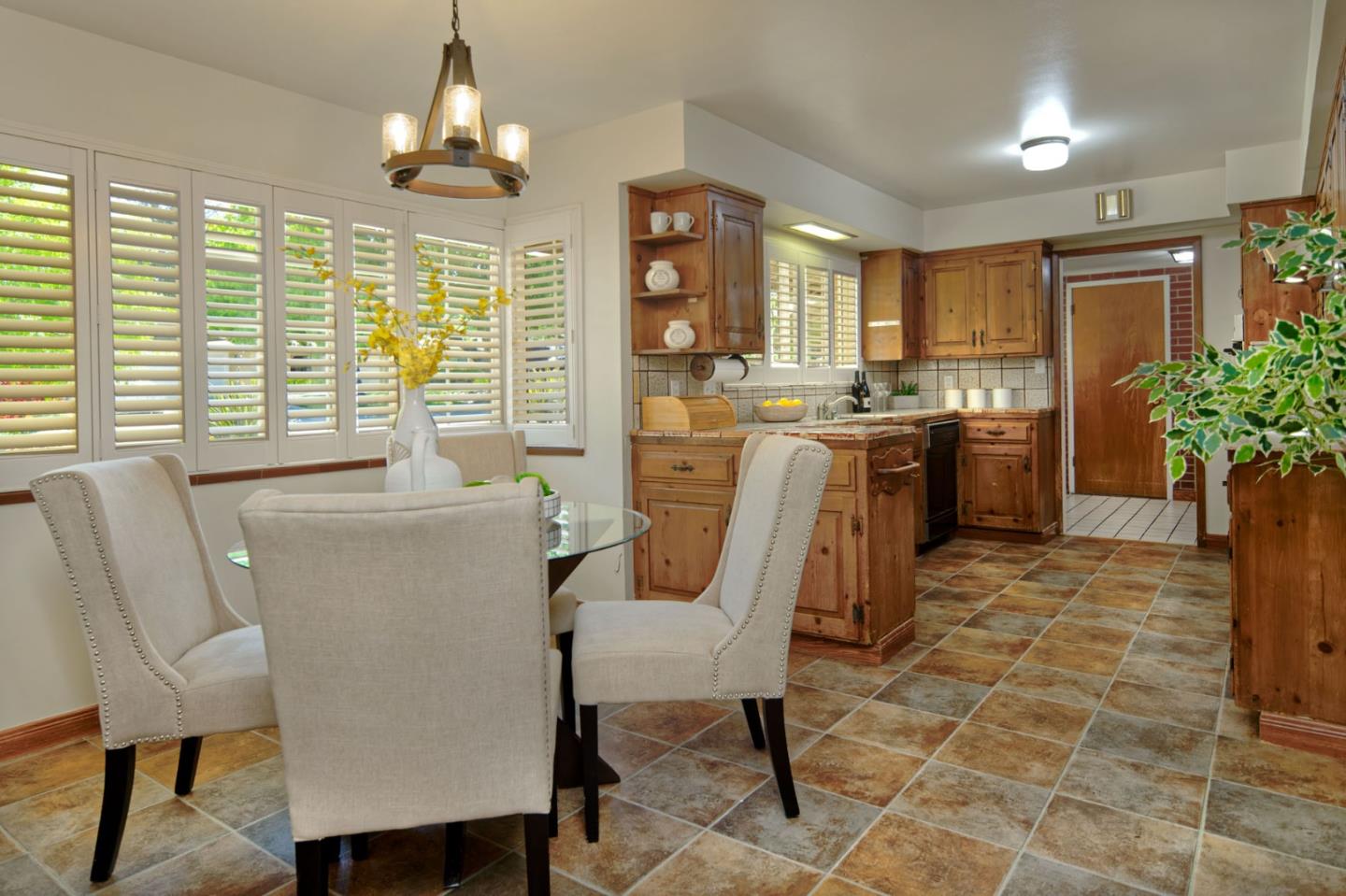 Detail Gallery Image 15 of 43 For 1171 Calle Ventura, San Jose,  CA 95120 - 4 Beds | 2/1 Baths