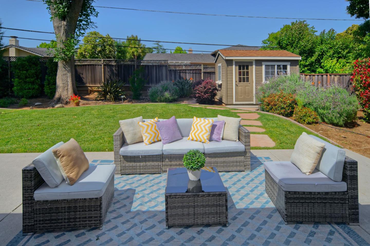 Detail Gallery Image 30 of 43 For 1171 Calle Ventura, San Jose,  CA 95120 - 4 Beds | 2/1 Baths