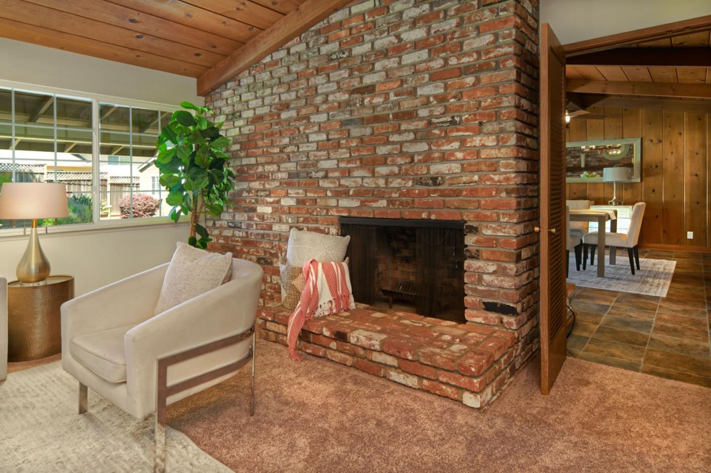 Detail Gallery Image 9 of 43 For 1171 Calle Ventura, San Jose,  CA 95120 - 4 Beds | 2/1 Baths