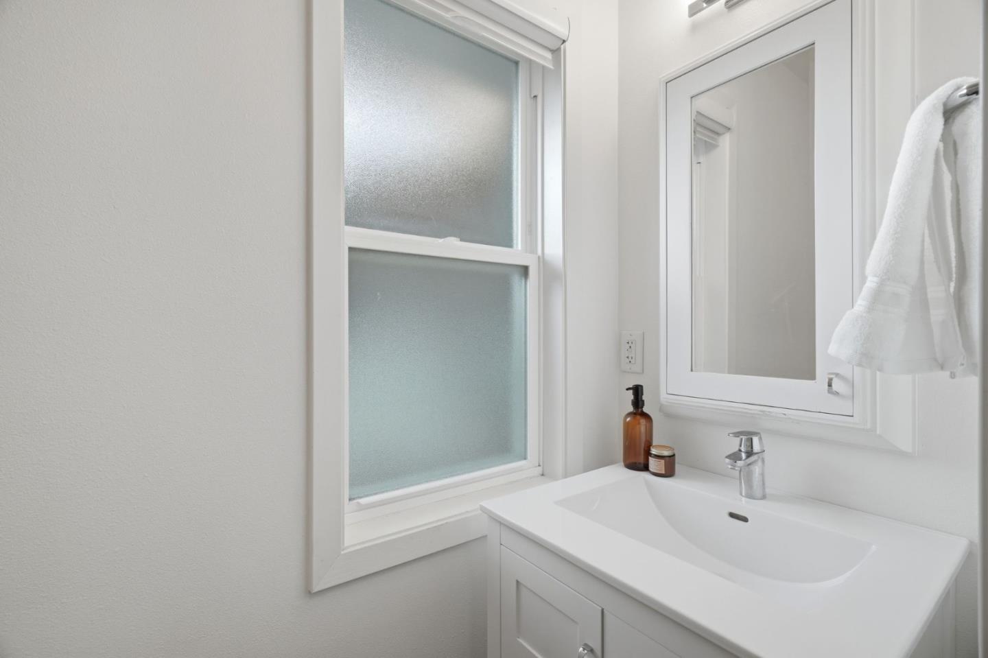 Detail Gallery Image 21 of 42 For 1500 Brookdale Dr, San Jose,  CA 95125 - 4 Beds | 3 Baths