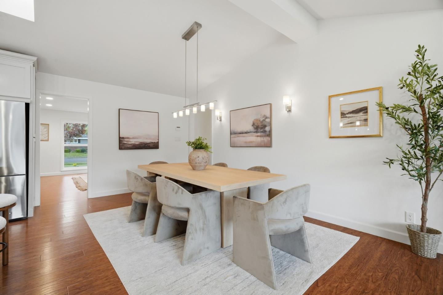 Detail Gallery Image 6 of 42 For 1500 Brookdale Dr, San Jose,  CA 95125 - 4 Beds | 3 Baths