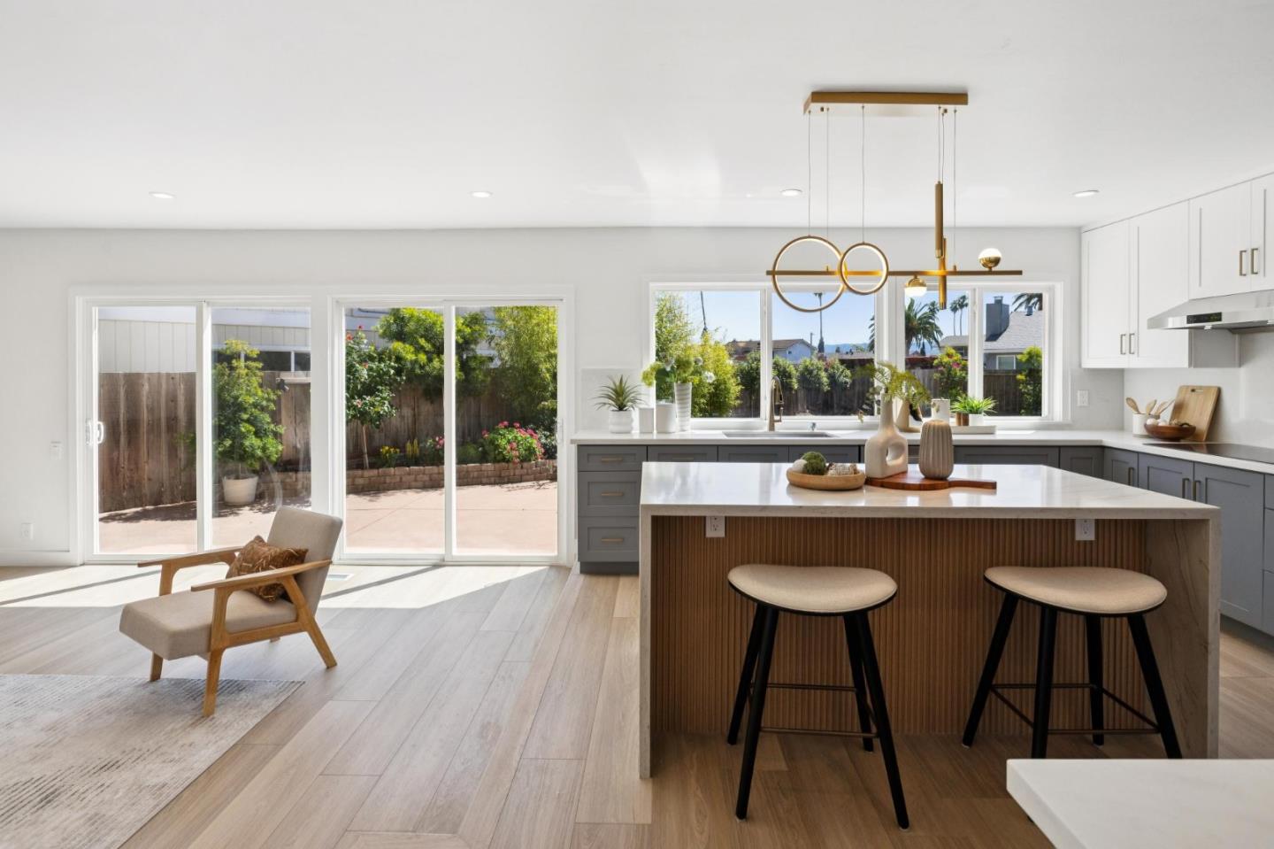 Detail Gallery Image 19 of 94 For 284 Avocet Ct, Foster City,  CA 94404 - 5 Beds | 3 Baths