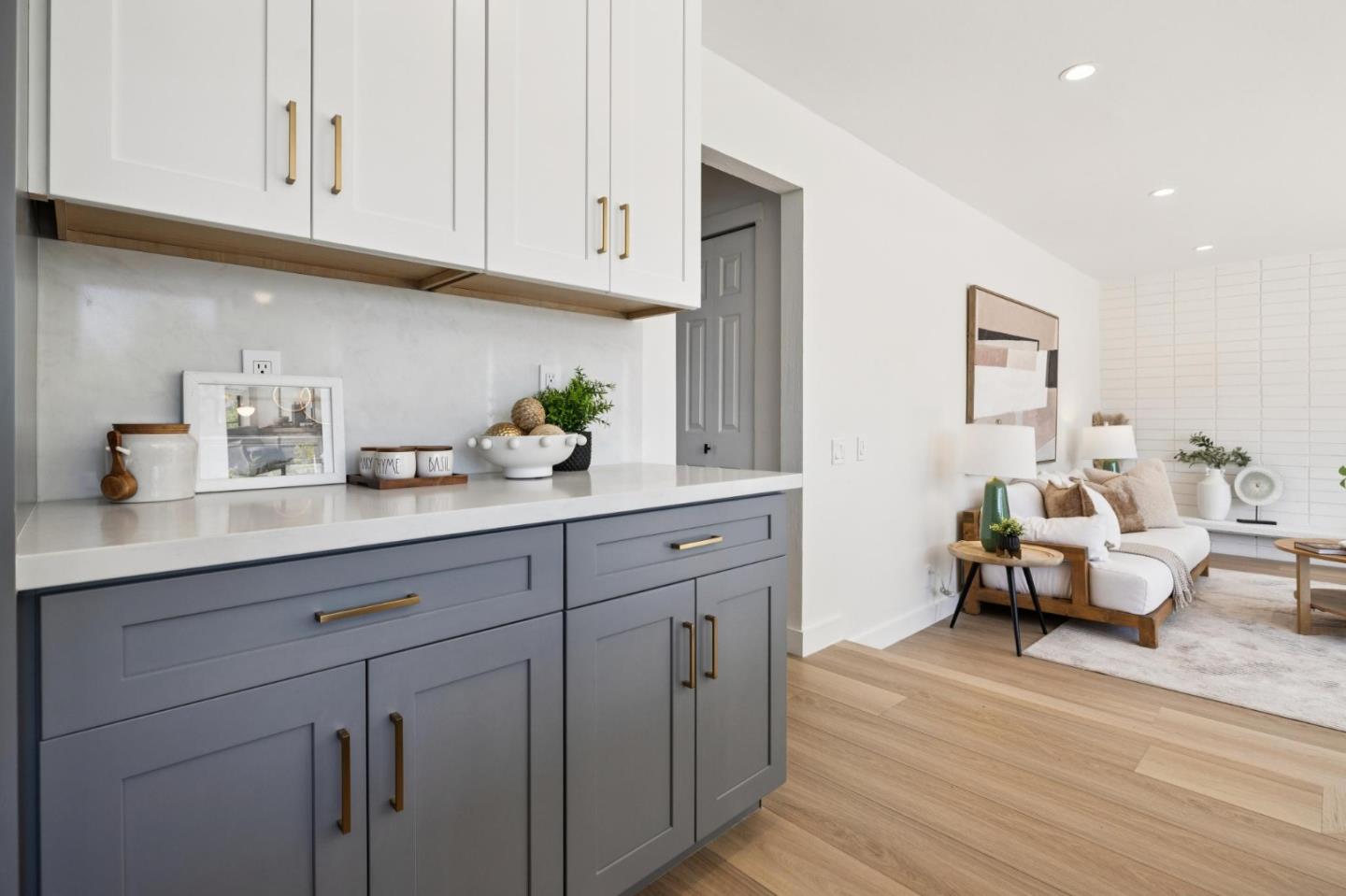 Detail Gallery Image 22 of 94 For 284 Avocet Ct, Foster City,  CA 94404 - 5 Beds | 3 Baths