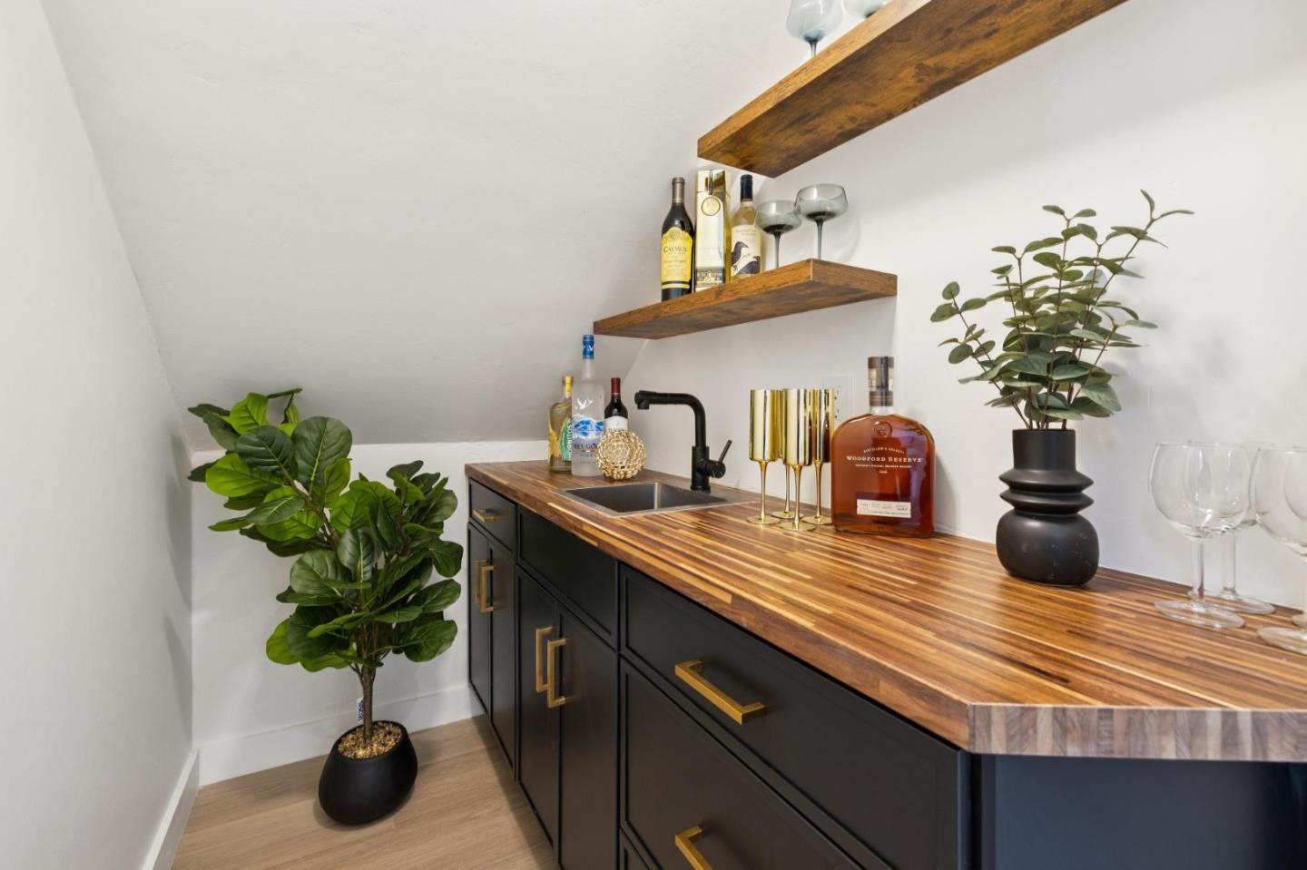 Detail Gallery Image 33 of 94 For 284 Avocet Ct, Foster City,  CA 94404 - 5 Beds | 3 Baths