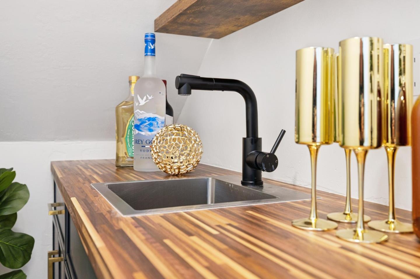 Detail Gallery Image 34 of 94 For 284 Avocet Ct, Foster City,  CA 94404 - 5 Beds | 3 Baths