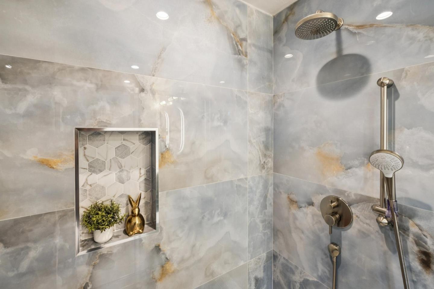 Detail Gallery Image 45 of 94 For 284 Avocet Ct, Foster City,  CA 94404 - 5 Beds | 3 Baths