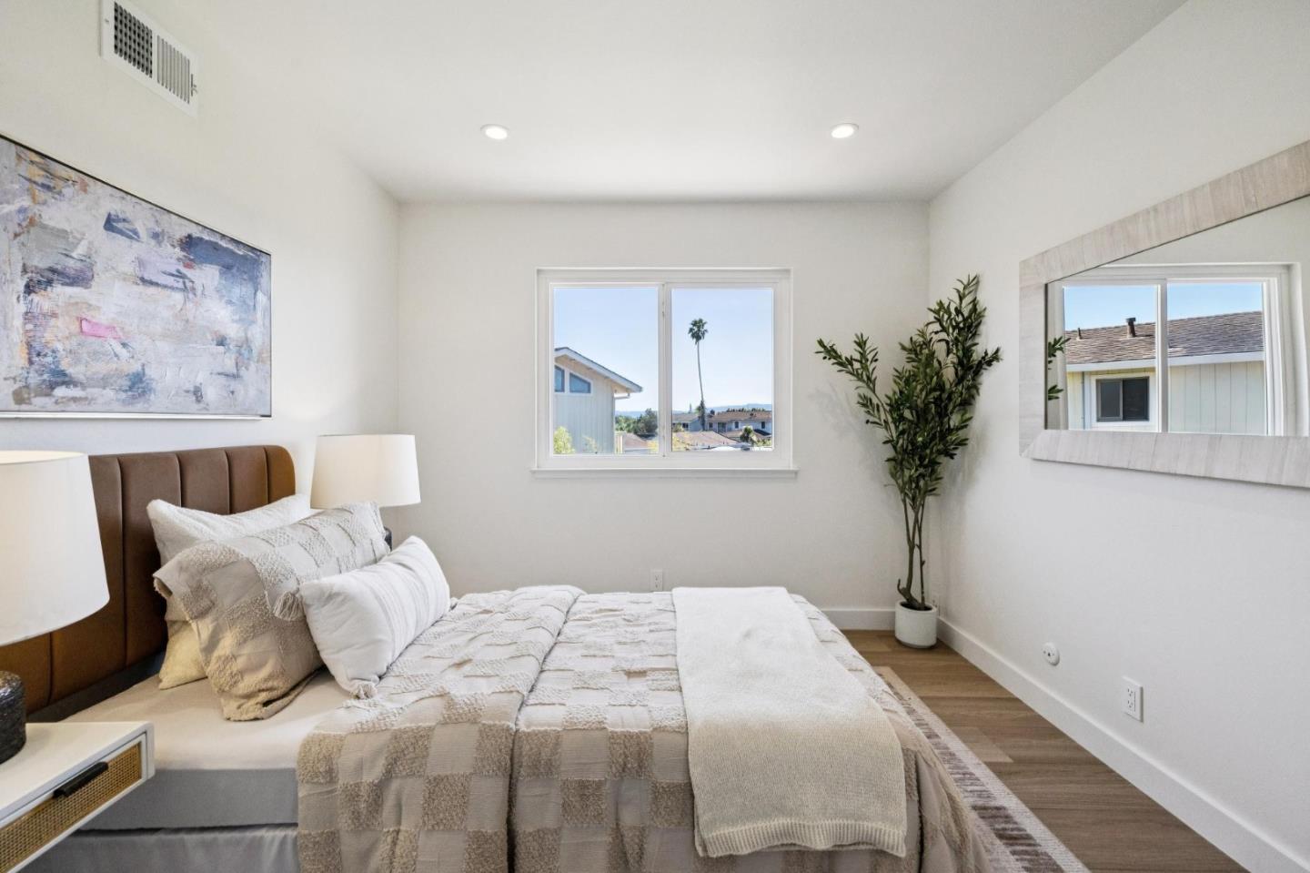 Detail Gallery Image 63 of 94 For 284 Avocet Ct, Foster City,  CA 94404 - 5 Beds | 3 Baths