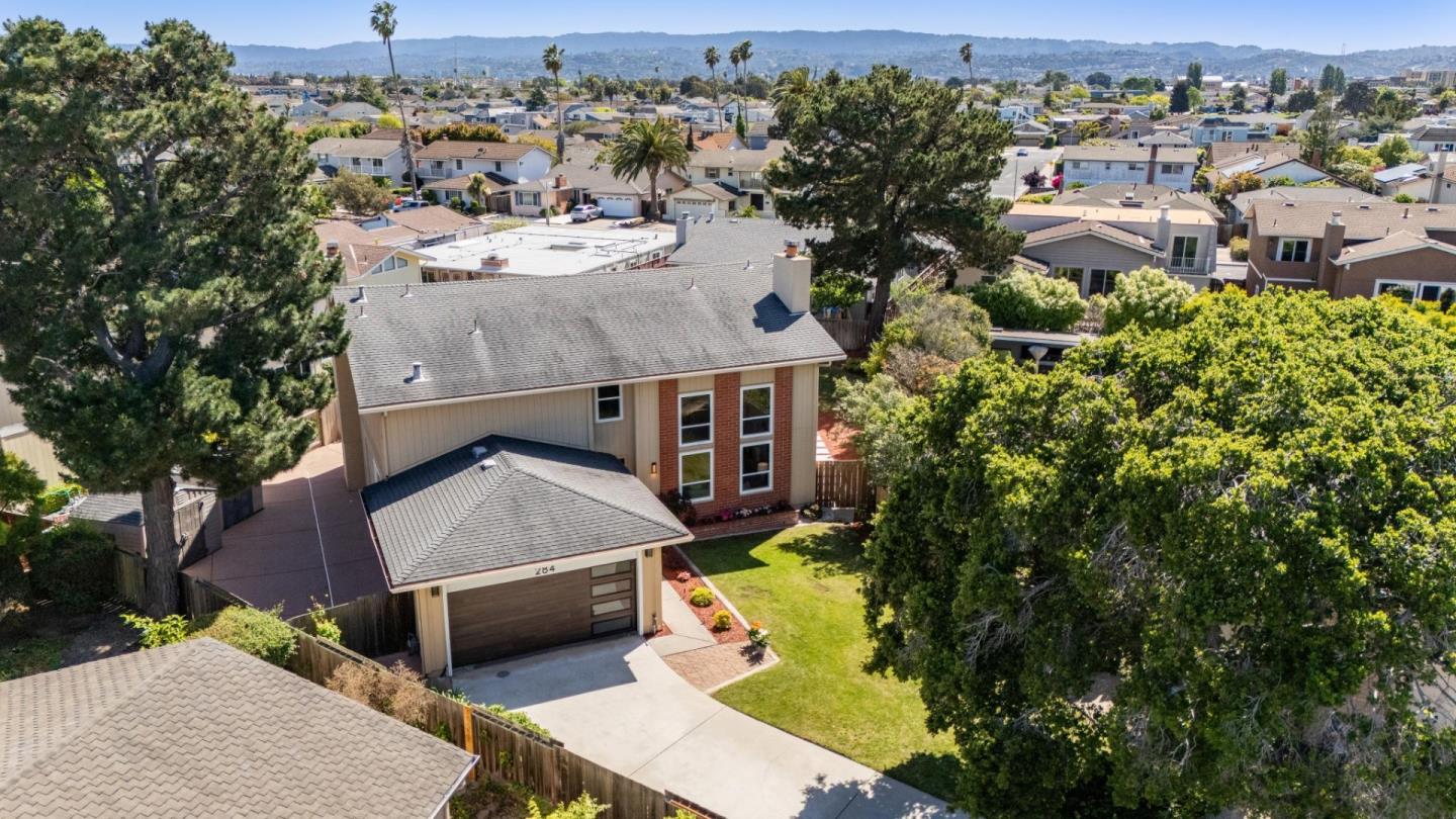 Detail Gallery Image 88 of 94 For 284 Avocet Ct, Foster City,  CA 94404 - 5 Beds | 3 Baths