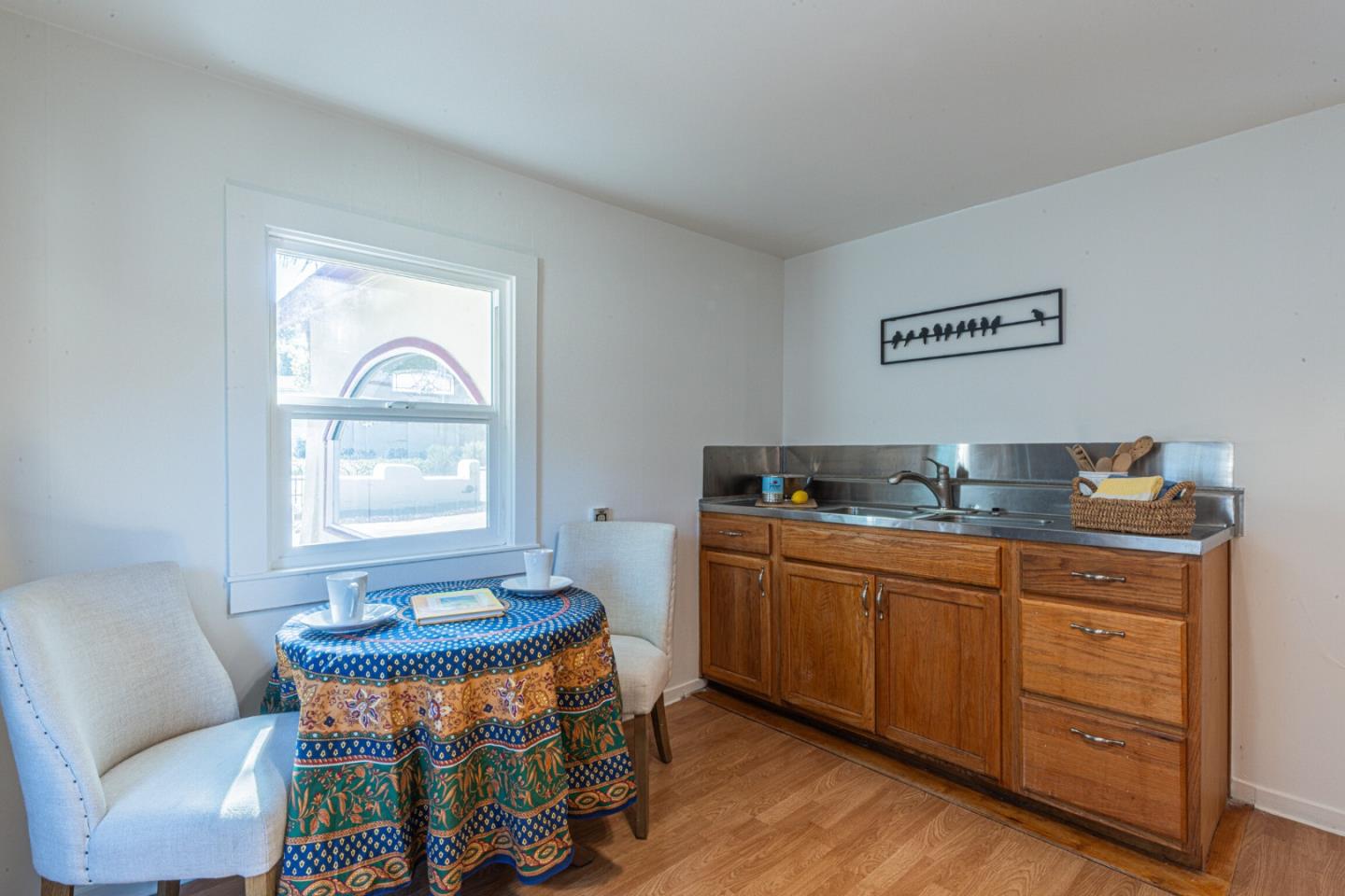 Detail Gallery Image 17 of 40 For 724 Cypress St, Monterey,  CA 93940 - 2 Beds | 1 Baths