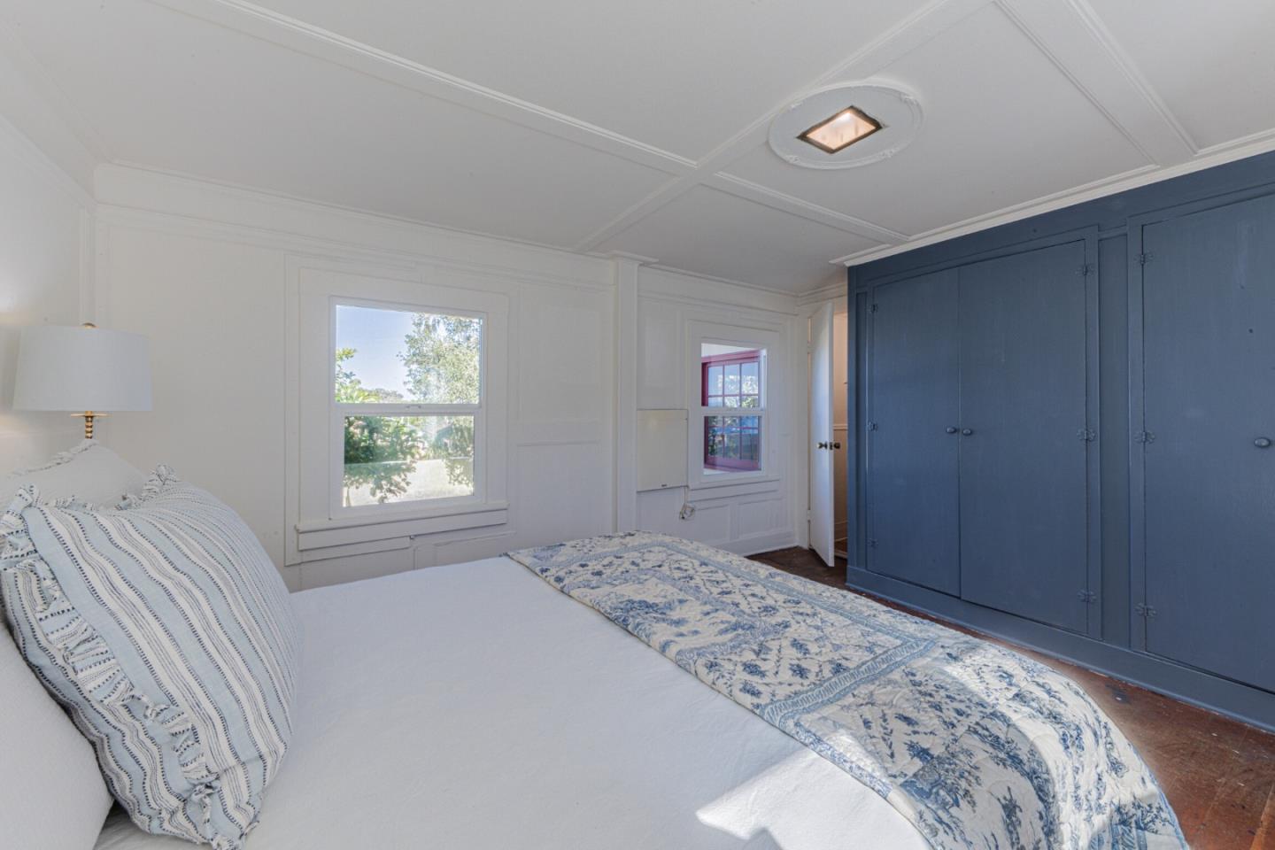 Detail Gallery Image 23 of 40 For 724 Cypress St, Monterey,  CA 93940 - 2 Beds | 1 Baths