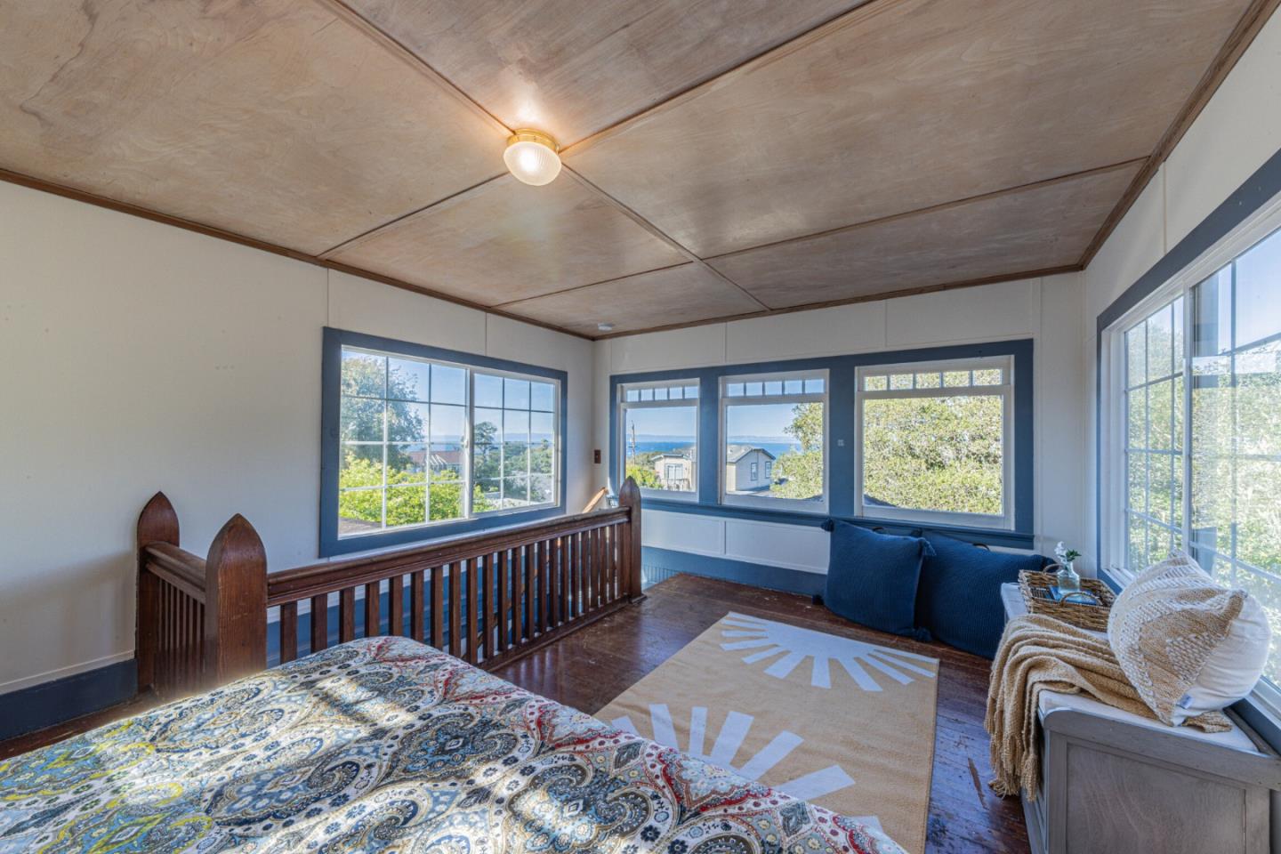 Detail Gallery Image 28 of 40 For 724 Cypress St, Monterey,  CA 93940 - 2 Beds | 1 Baths