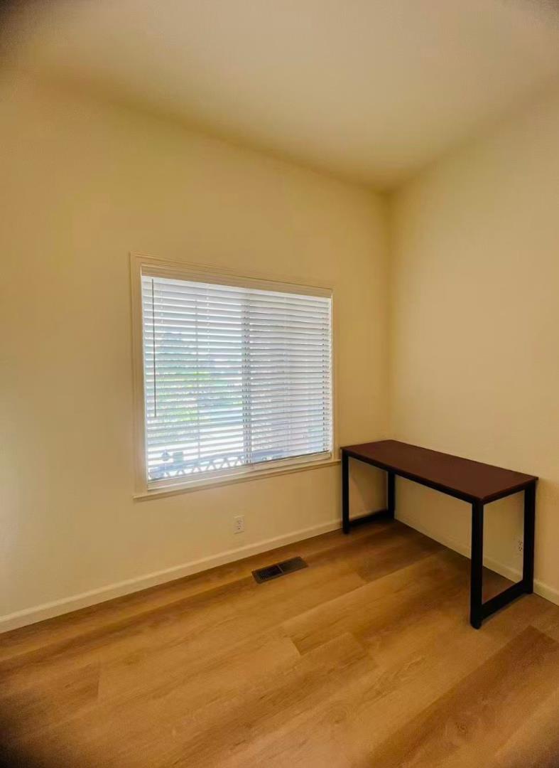 Detail Gallery Image 11 of 13 For Toulon Ct, San Jose,  CA 95138 - 1 Beds | 1 Baths