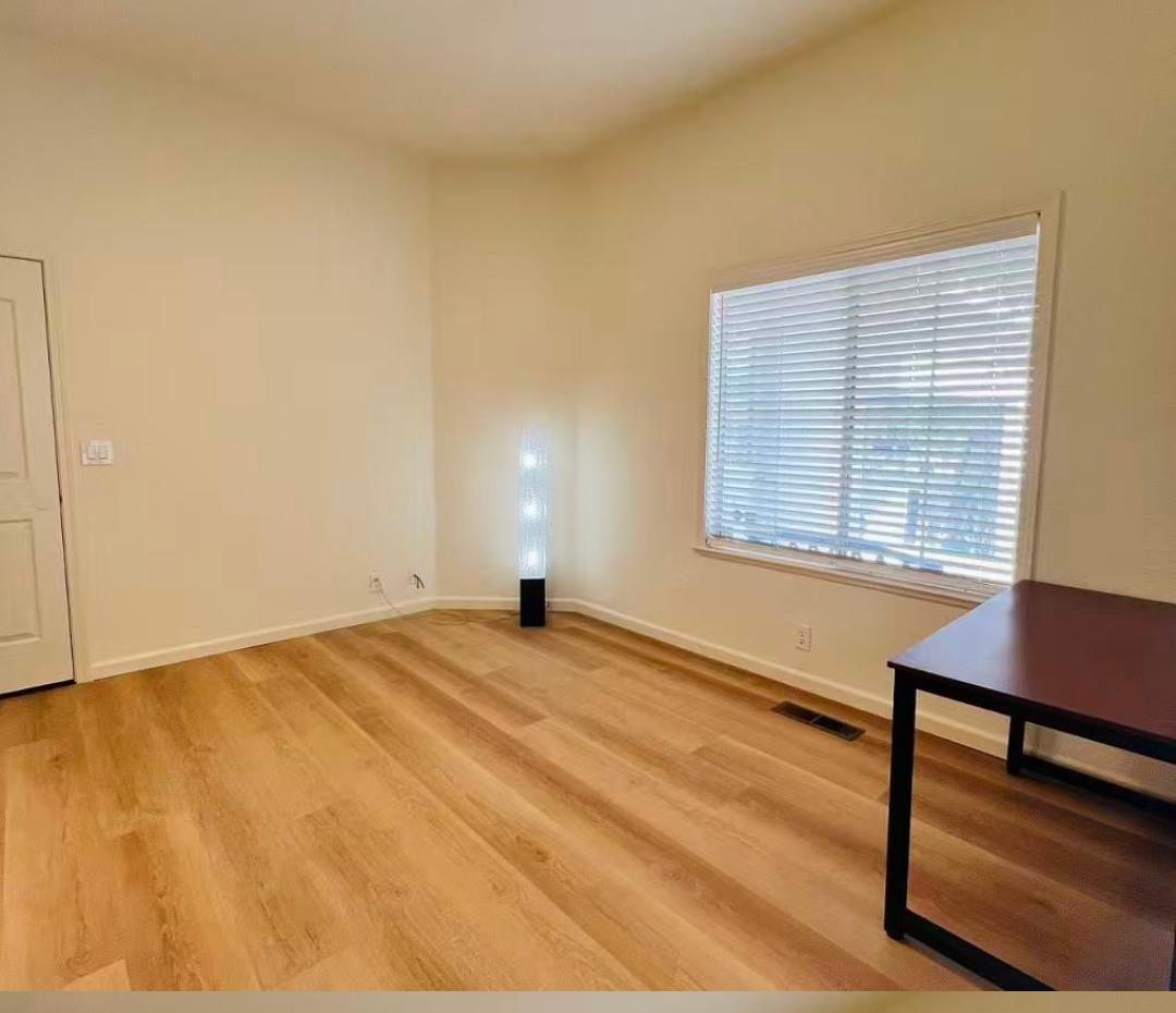 Detail Gallery Image 9 of 13 For Toulon Ct, San Jose,  CA 95138 - 1 Beds | 1 Baths