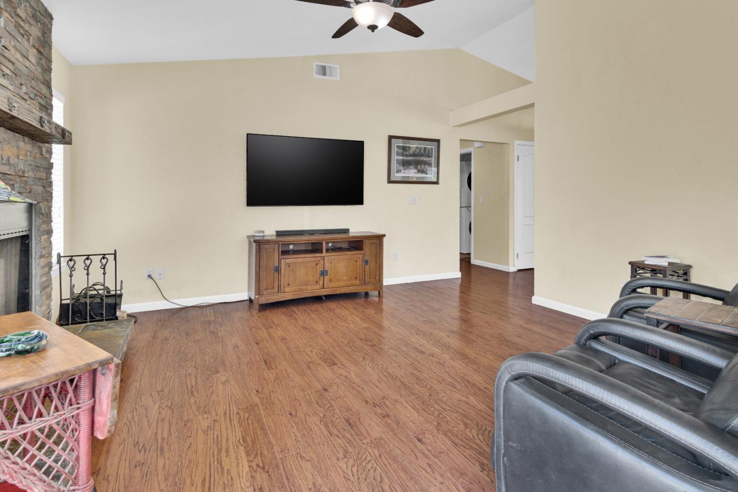 Detail Gallery Image 13 of 30 For 51440 White Oak Dr, King City,  CA 93930 - 3 Beds | 2 Baths