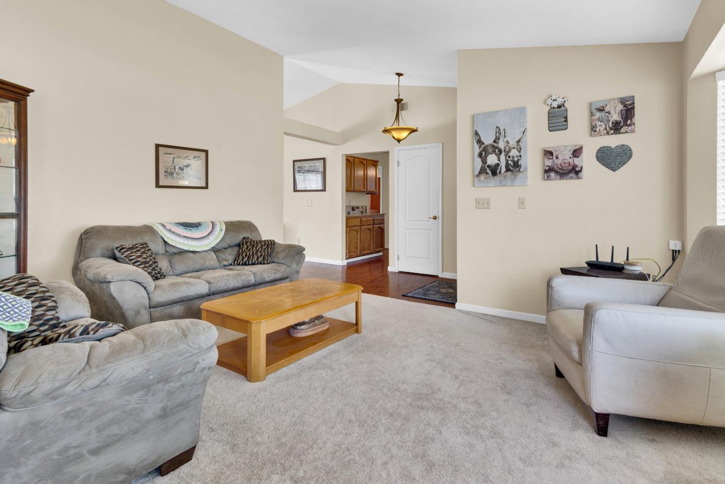 Detail Gallery Image 5 of 30 For 51440 White Oak Dr, King City,  CA 93930 - 3 Beds | 2 Baths