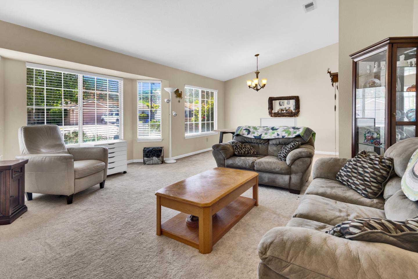 Detail Gallery Image 6 of 30 For 51440 White Oak Dr, King City,  CA 93930 - 3 Beds | 2 Baths