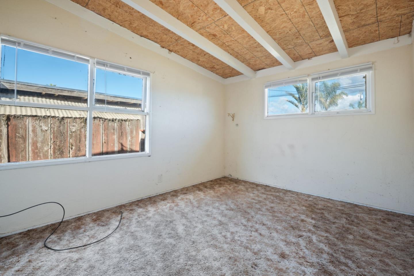 Detail Gallery Image 11 of 27 For 43 Holly Dr, Watsonville,  CA 95076 - 3 Beds | 1 Baths