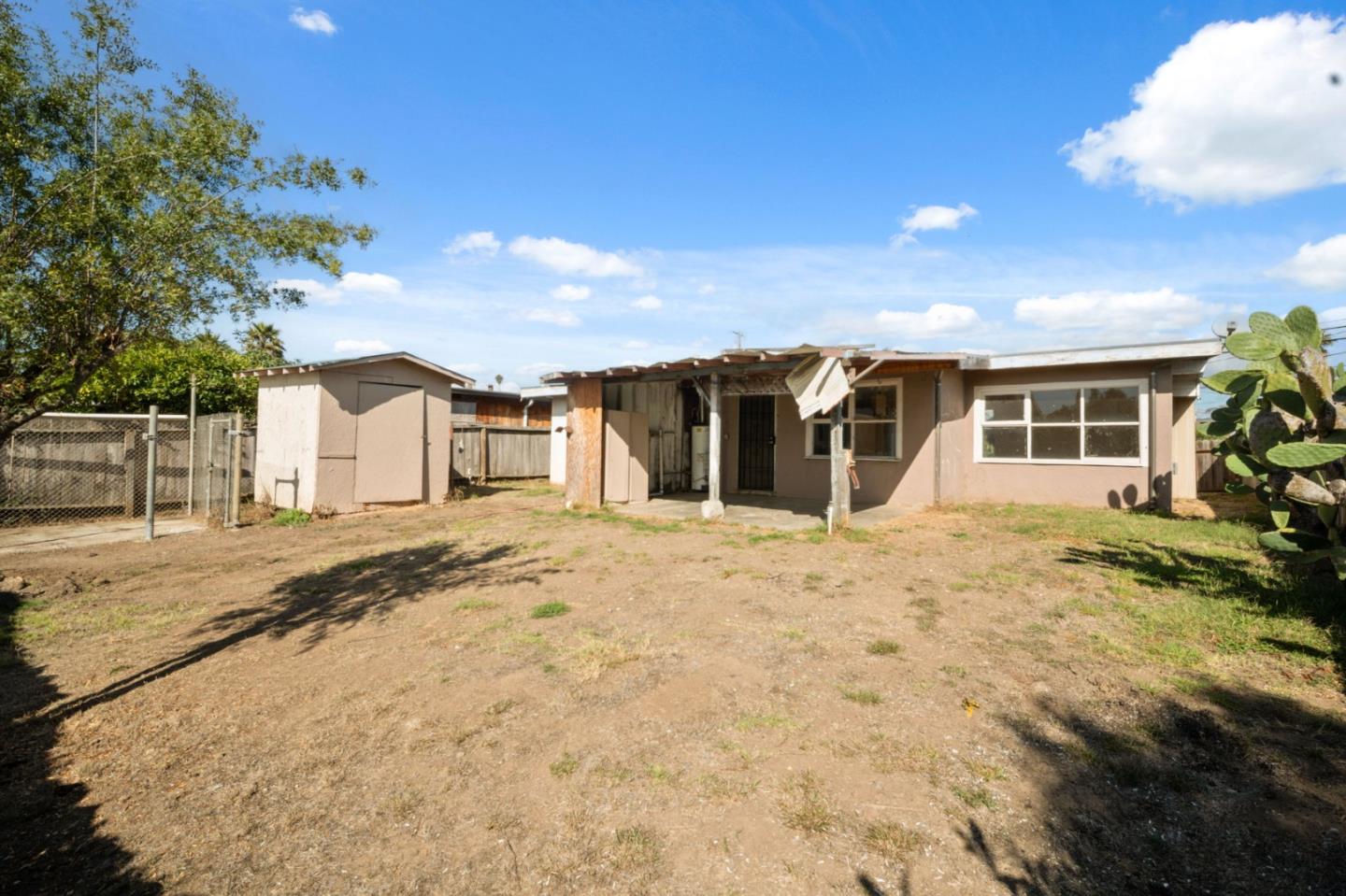 Detail Gallery Image 24 of 27 For 43 Holly Dr, Watsonville,  CA 95076 - 3 Beds | 1 Baths