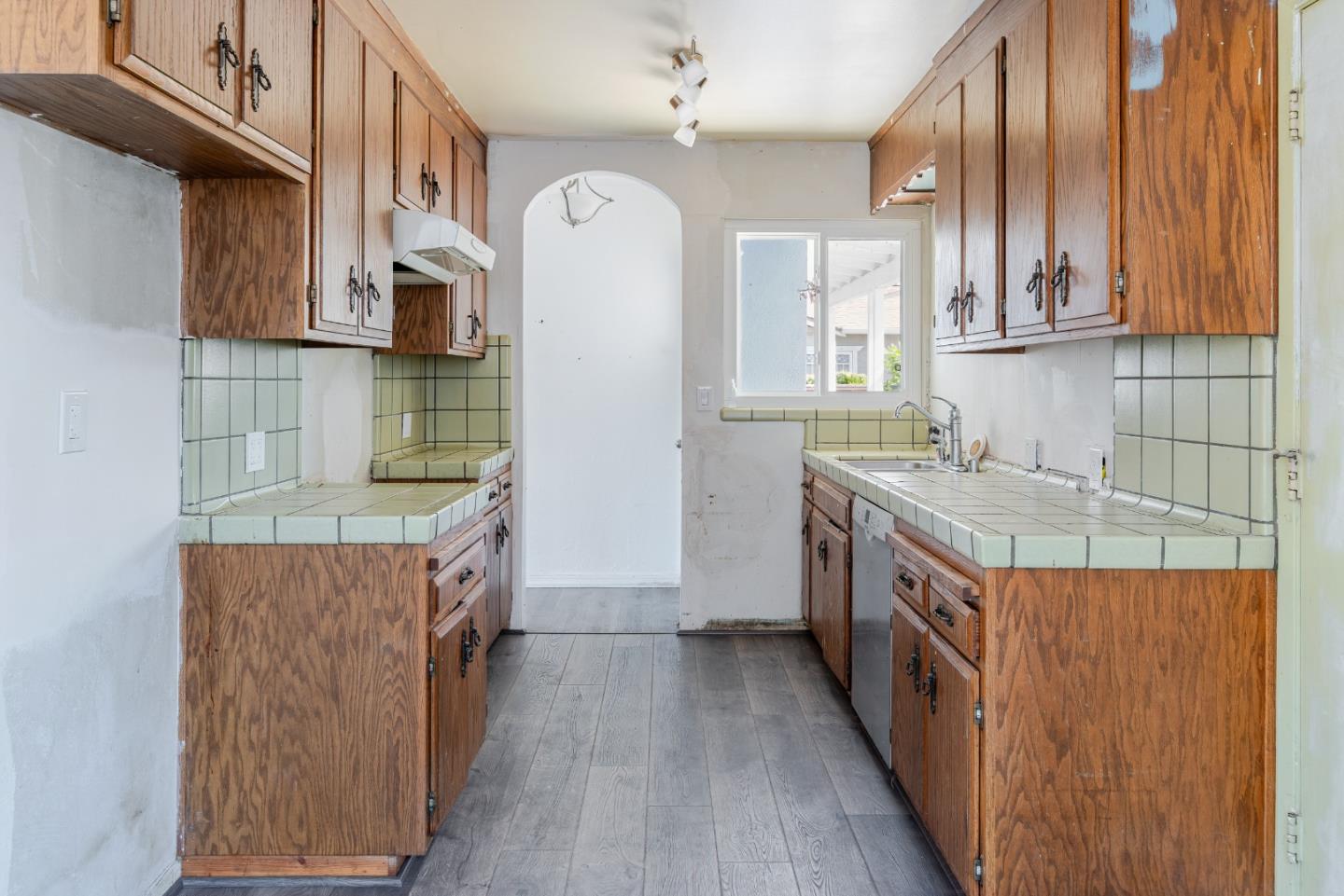 Detail Gallery Image 18 of 37 For 187 Turlock Way, Hayward,  CA 94544 - 3 Beds | 2 Baths