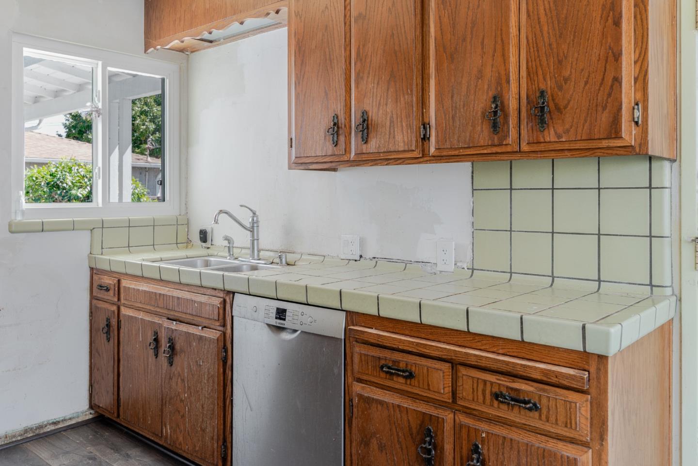 Detail Gallery Image 20 of 37 For 187 Turlock Way, Hayward,  CA 94544 - 3 Beds | 2 Baths