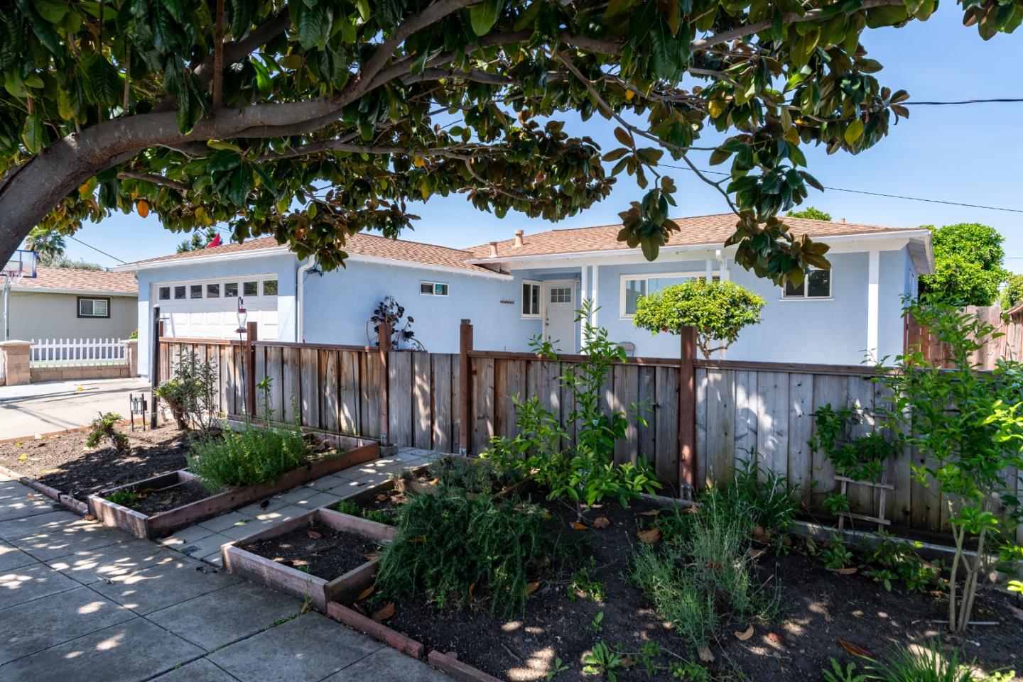 Detail Gallery Image 3 of 37 For 187 Turlock Way, Hayward,  CA 94544 - 3 Beds | 2 Baths