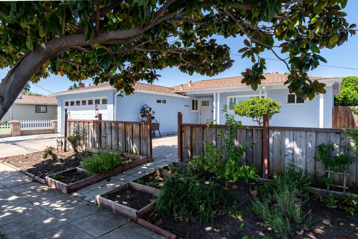 Detail Gallery Image 4 of 37 For 187 Turlock Way, Hayward,  CA 94544 - 3 Beds | 2 Baths