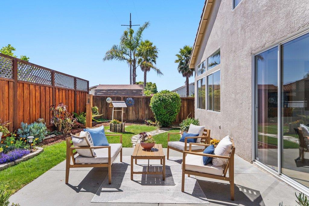 Detail Gallery Image 29 of 39 For 1963 Cabernet Way, Salinas,  CA 93906 - 3 Beds | 3 Baths