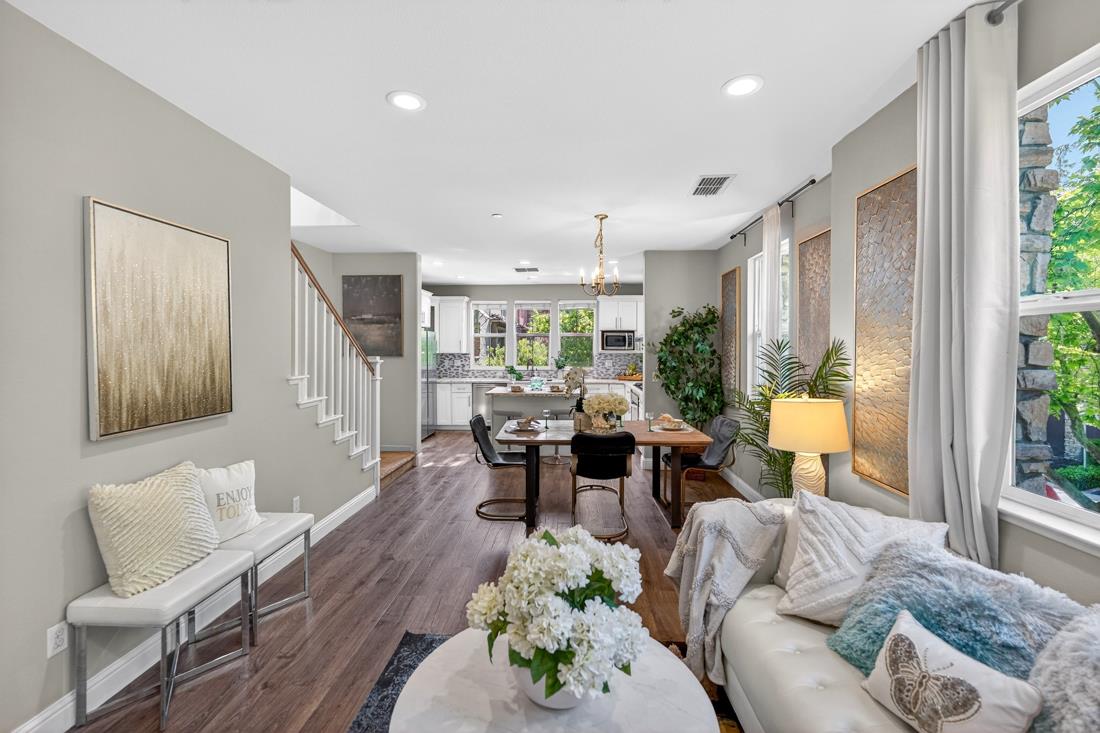 Detail Gallery Image 18 of 49 For 499 Calabria Pl, San Jose,  CA 95128 - 4 Beds | 4 Baths