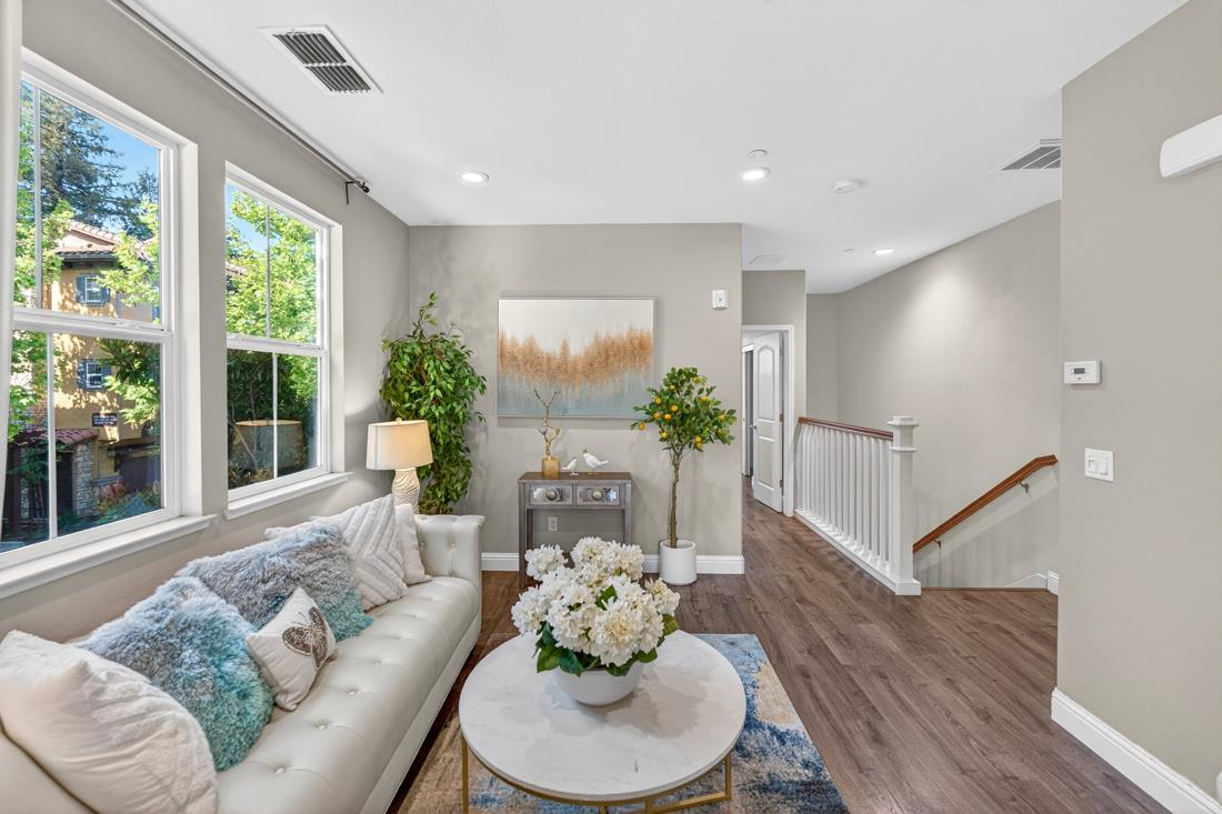 Detail Gallery Image 22 of 49 For 499 Calabria Pl, San Jose,  CA 95128 - 4 Beds | 4 Baths